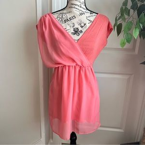 Guess V-Neck Sleeveless Elastic Waist Mini Dress Peach Sz S
